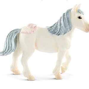 Schleich North America Bayala Venuja's Pearl Foal Toy 70550